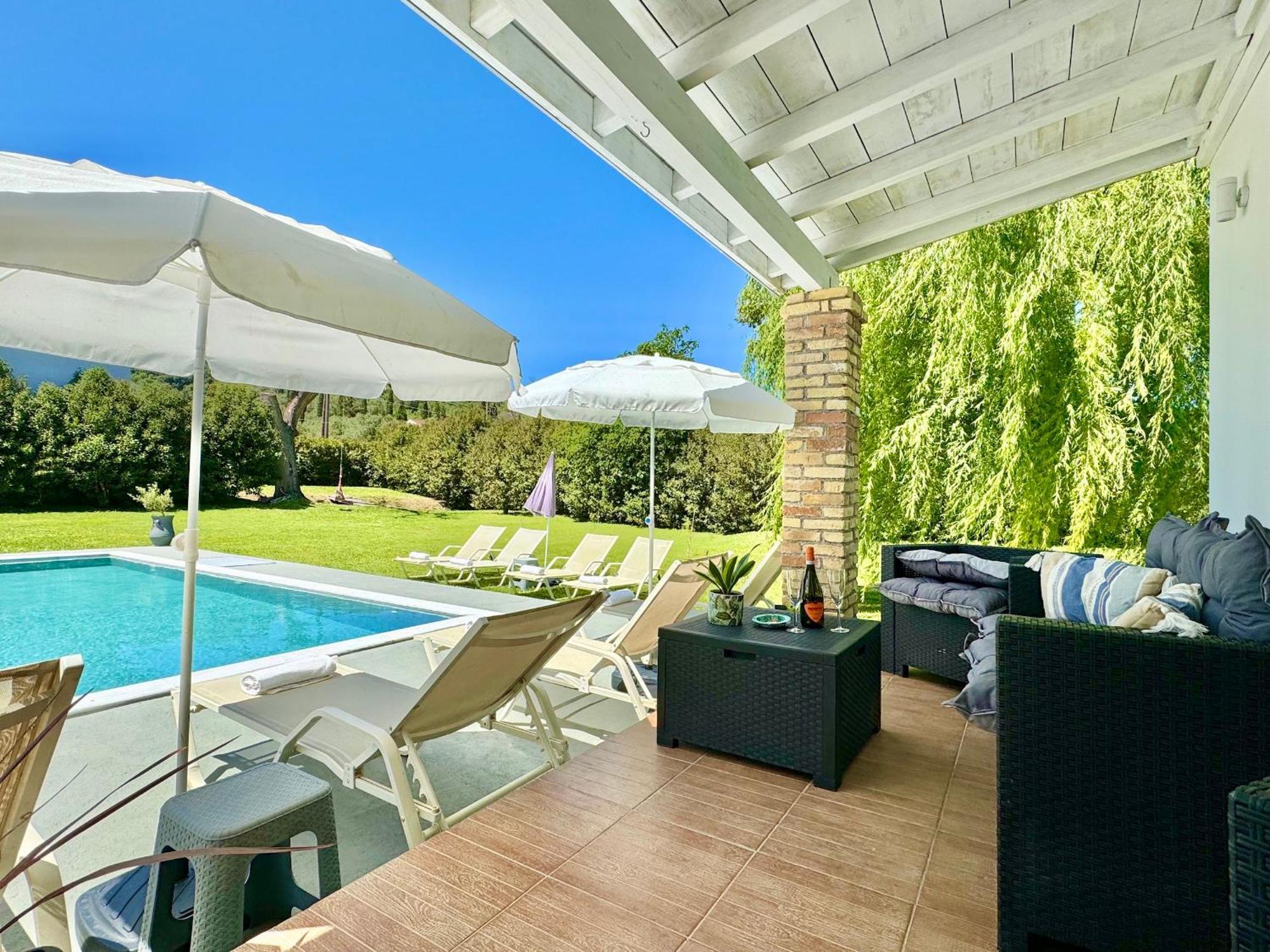 Villa Rubina Sidari With Private Pool By Dadovillas Velonádes Buitenkant foto
